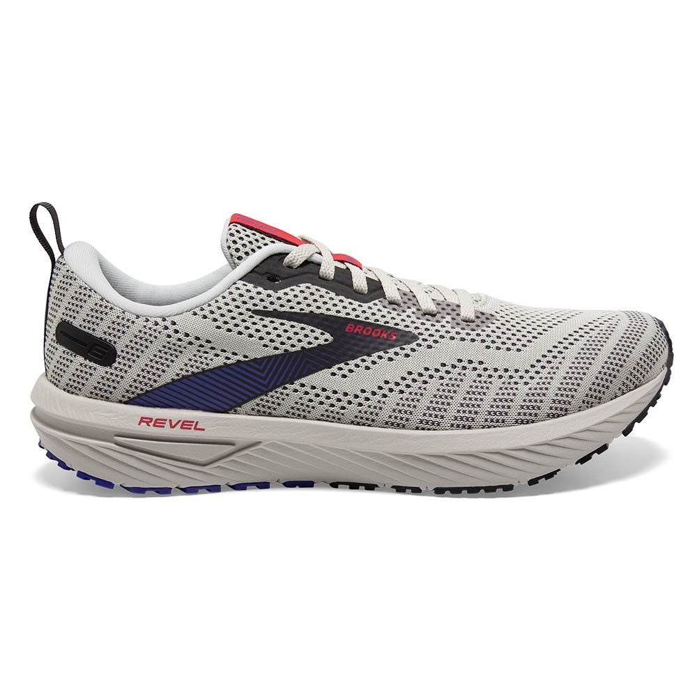 Brooks shoes revel deals