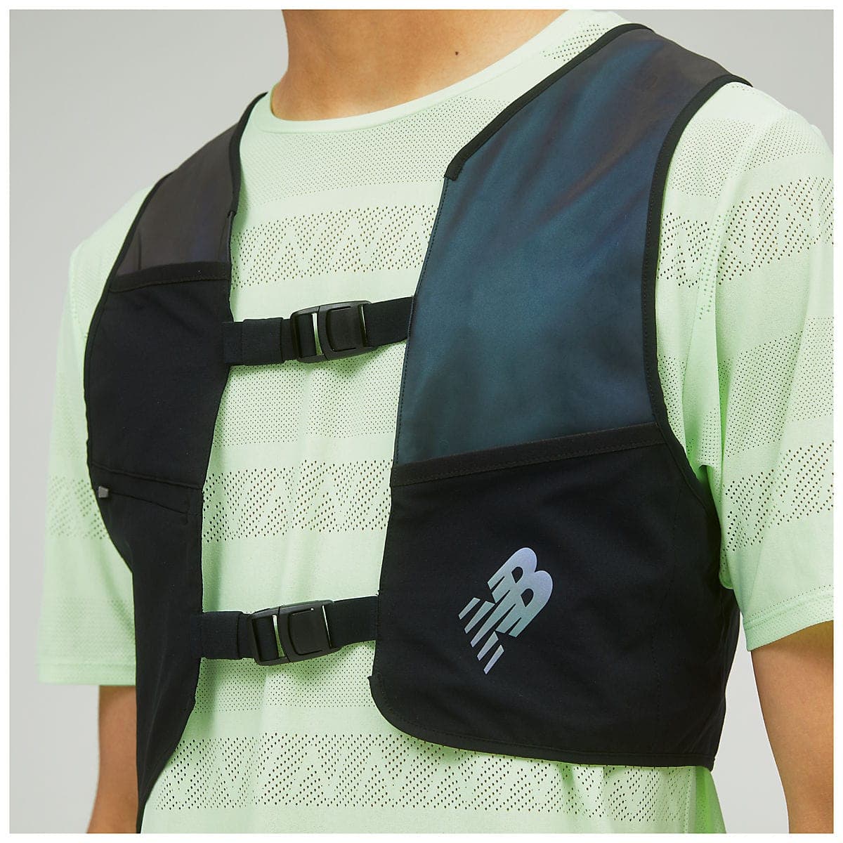 New Balance Q Speed Commuter Vest (Men's) - Black