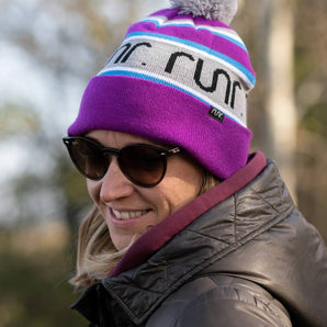 Runr Nordic Bobble Hat - Magenta