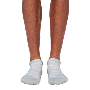 On Running Performance Low Sock (Mens) - Glacier/Dew